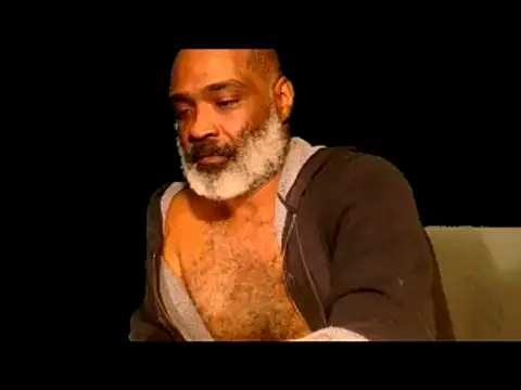 Snapshot of sinnernoir chatting on 02-11-25, 04:44 sinnernoir online show from 02-11-25, 04:44