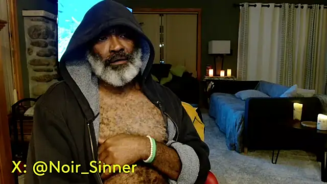 Snapshot of sinnernoir chatting on 09-10-25, 01:27 sinnernoir online show from 09-10-25, 01:27