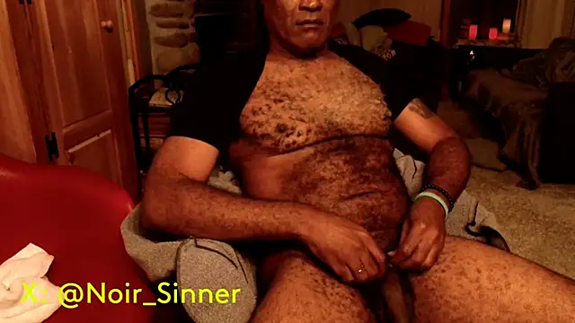 Snapshot of sinnernoir chatting on 09-30-25, 06:18 sinnernoir online show from 09-30-25, 06:18