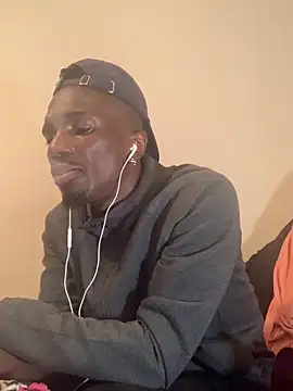 Snapshot of Shawtyblaque21 chatting on 02-10-26, 03:54 Shawtyblaque21 online show from 02-10-26, 03:54