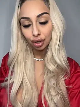 GoldenAmber online show from 02-08-25, 01:44