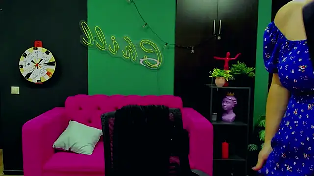 Snapshot of ChristyBrooks chatting on 02-03-25, 12:14 ChristyBrooks online show from 02-03-25, 12:14