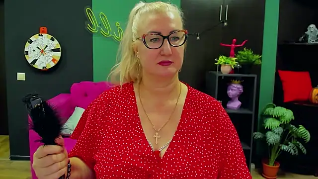 Snapshot of ChristyBrooks chatting on 02-06-25, 07:18 ChristyBrooks online show from 02-06-25, 07:18