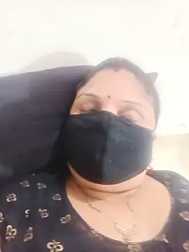 Snapshot of Cute-Aadhvita chatting on 06-12-26, 07:51 Cute-Aadhvita online show from 06-12-26, 07:51
