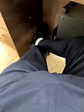 Snapshot of Kakabiraji chatting on 12-16-24, 06:53 Kakabiraji online show from 12-16-24, 06:53