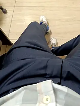 Snapshot of Kakabiraji chatting on 10-23-25, 09:08 Kakabiraji online show from 10-23-25, 09:08