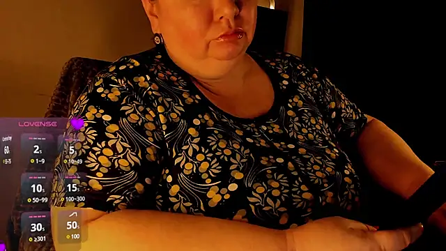 Snapshot of SexxyDreams1 chatting on 02-14-25, 11:53 SexxyDreams1 online show from 02-14-25, 11:53