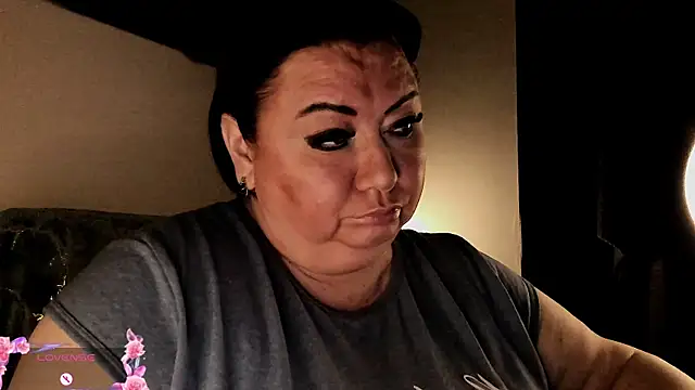 Snapshot of SexxyDreams1 chatting on 09-19-25, 11:27 SexxyDreams1 online show from 09-19-25, 11:27