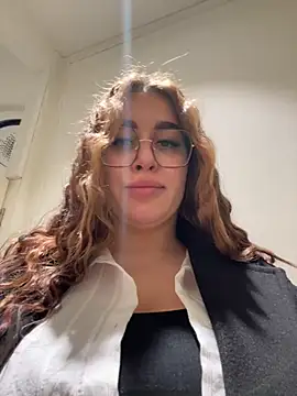 VikiDemi online show from 02-25-26, 02:59