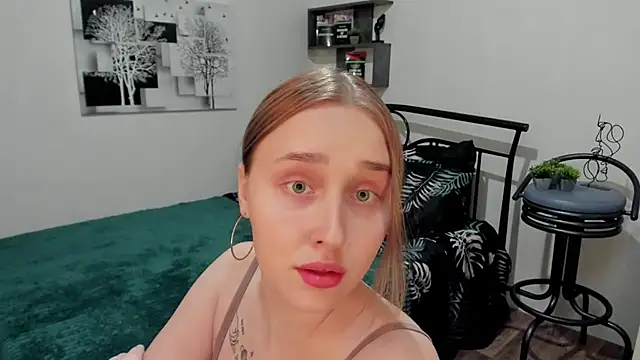 LinaTruly online show from 03-07-25, 12:15