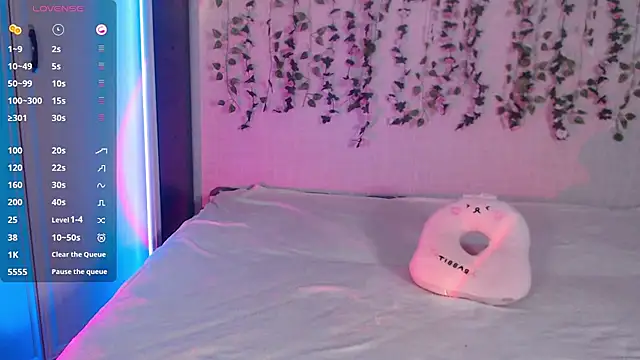 Lessy Lasska online show from 04-22-26, 02:14