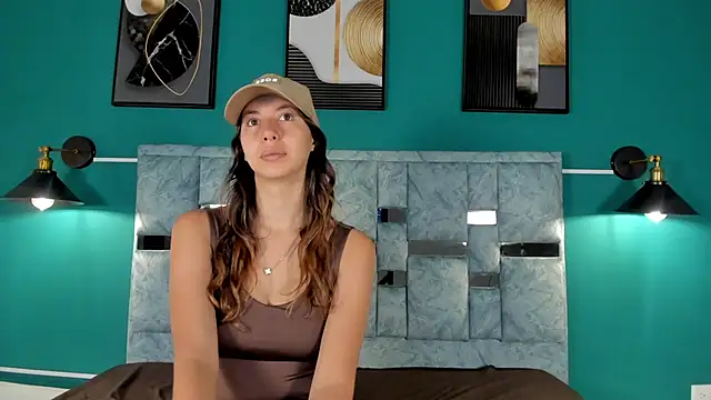 jolie lov online show from 02-24-26, 01:31