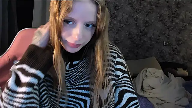 Inma Lewdness online show from 10-22-25, 08:52