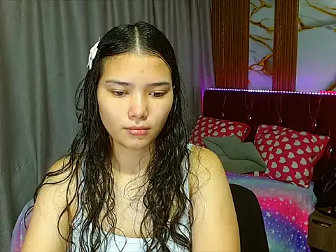 Snapshot of alissonwinx chatting on 07-27-26, 07:32 alissonwinx online show from 07-27-26, 07:32