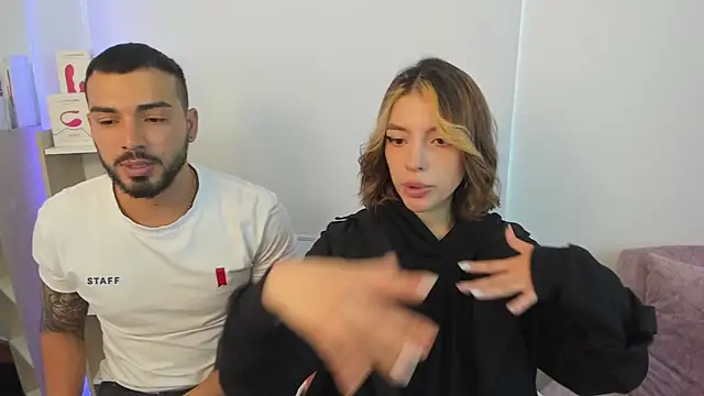 Snapshot of savage_sweethearts chatting on 01-23-25, 04:48 savage sweethearts online show from 01-23-25, 04:48