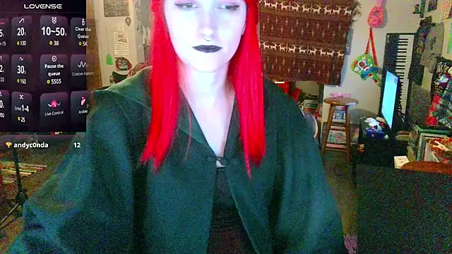 Snapshot of _hellostormy_ chatting on 03-12-25, 11:20 hellostormy online show from 03-12-25, 11:20