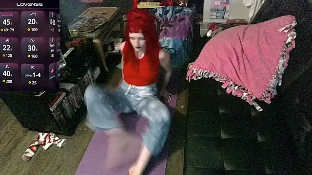 Snapshot of _hellostormy_ chatting on 03-23-25, 12:26 hellostormy online show from 03-23-25, 12:26