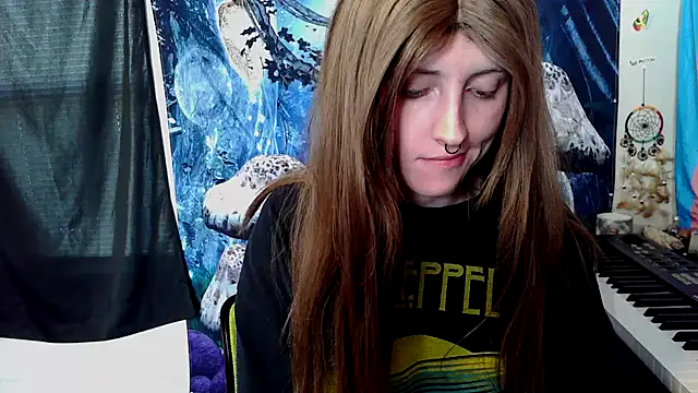 Snapshot of _hellostormy_ chatting on 01-11-26, 06:24 hellostormy online show from 01-11-26, 06:24