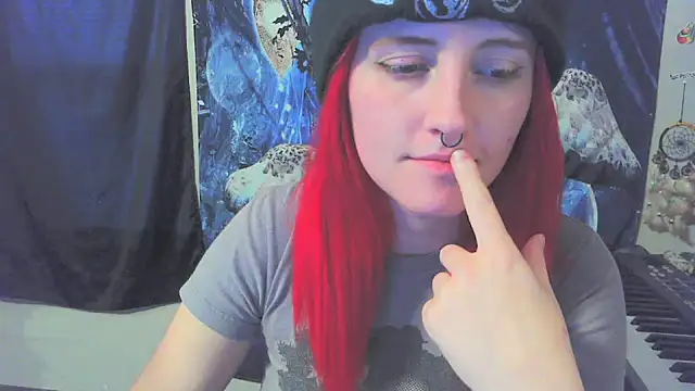 Snapshot of _hellostormy_ chatting on 02-08-26, 01:25 hellostormy online show from 02-08-26, 01:25