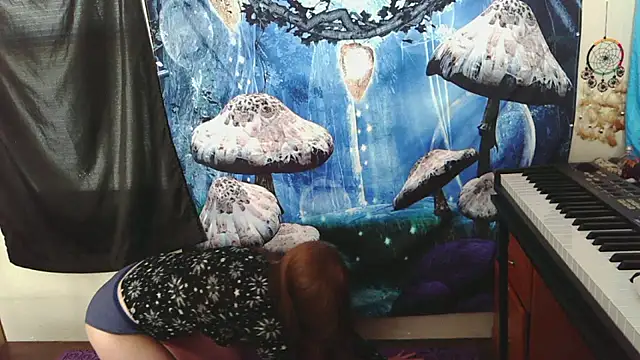 Snapshot of _hellostormy_ chatting on 02-11-26, 05:51 hellostormy online show from 02-11-26, 05:51