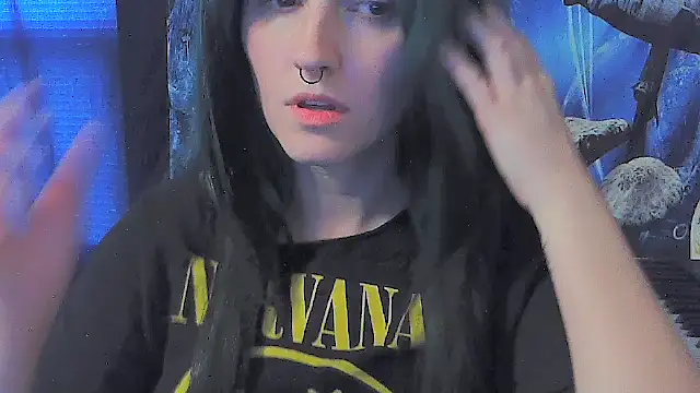 Snapshot of _hellostormy_ chatting on 03-02-26, 07:21 hellostormy online show from 03-02-26, 07:21