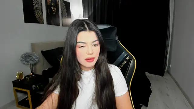 AlluringAriel online show from 04-18-26, 11:47