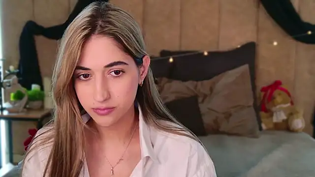 Snapshot of Teresa_Stane chatting on 03-22-25, 08:29 Teresa Stane online show from 03-22-25, 08:29