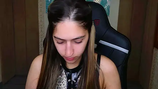 Snapshot of Teresa_Stane chatting on 11-14-25, 05:17 Teresa Stane online show from 11-14-25, 05:17