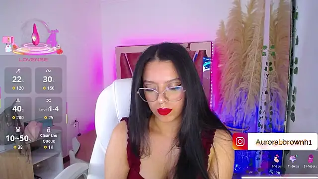 Snapshot of Aurora_Brownn chatting on 10-12-25, 03:27 Aurora Brownn online show from 10-12-25, 03:27