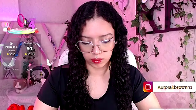 Snapshot of Aurora_Brownn chatting on 11-20-25, 04:23 Aurora Brownn online show from 11-20-25, 04:23