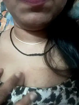 Snapshot of Haniya-143 chatting on 02-11-25, 08:31 Haniya-143 online show from 02-11-25, 08:31