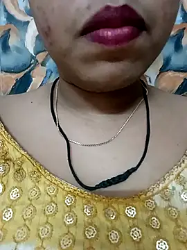 Snapshot of Haniya-143 chatting on 03-08-25, 07:53 Haniya-143 online show from 03-08-25, 07:53