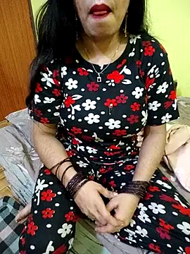 Snapshot of Haniya-143 chatting on 11-16-25, 07:08 Haniya-143 online show from 11-16-25, 07:08