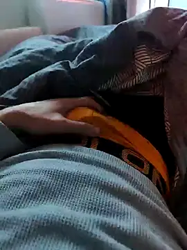 Snapshot of ariel-rick chatting on 12-11-24, 08:04 ariel-rick online show from 12-11-24, 08:04