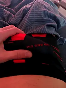 Snapshot of ariel-rick chatting on 12-13-24, 05:10 ariel-rick online show from 12-13-24, 05:10