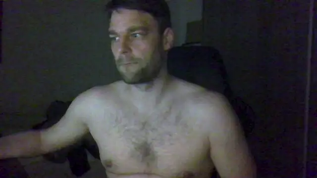 Snapshot of The_big_viking_ chatting on 05-04-26, 09:11 The big viking online show from 05-04-26, 09:11