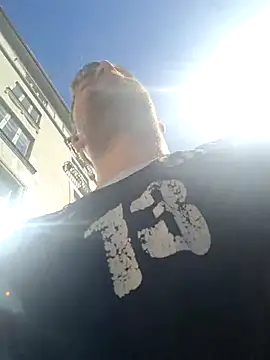 Snapshot of The_big_viking_ chatting on 05-24-26, 09:36 The big viking online show from 05-24-26, 09:36