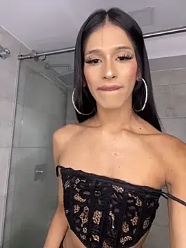 Nicol ofi24 online show from 10-20-25, 05:35