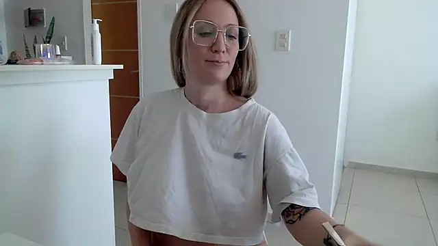 CabledHeredity online show from 11-16-25, 06:02