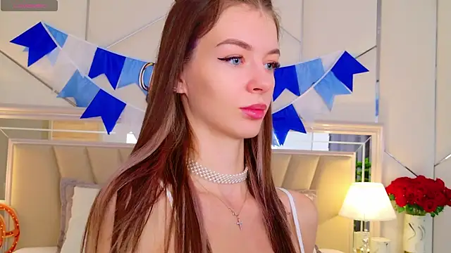 Snapshot of MeganMour chatting on 09-29-25, 05:07 MeganMour online show from 09-29-25, 05:07