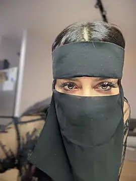 Snapshot of reema6969 chatting on 12-11-24, 10:27 reema6969 online show from 12-11-24, 10:27