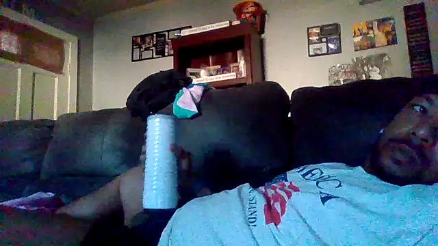 Snapshot of Creationmonster0 chatting on 10-09-25, 10:30 Creationmonster0 online show from 10-09-25, 10:30