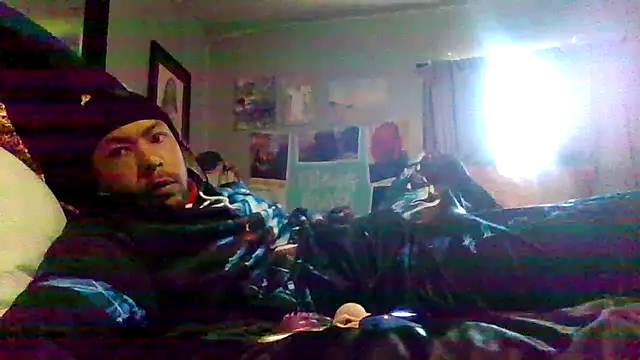 Snapshot of Creationmonster0 chatting on 11-26-25, 06:31 Creationmonster0 online show from 11-26-25, 06:31