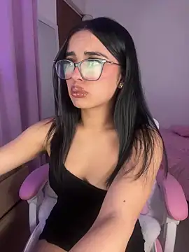 Emily-14 online show from 12-20-25, 08:21