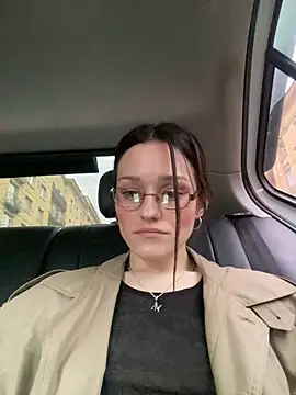 Mia Mia M online show from 04-04-26, 02:47