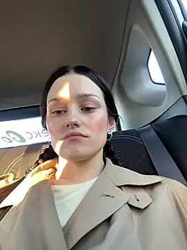 Mia Mia M online show from 04-20-26, 04:10