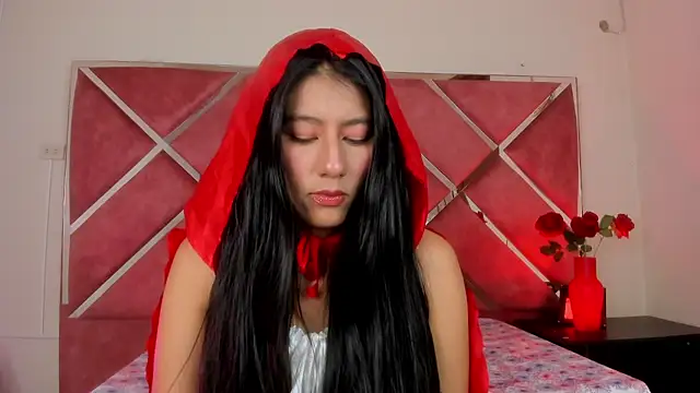 CarlaAlvez online show from 10-24-25, 10:39