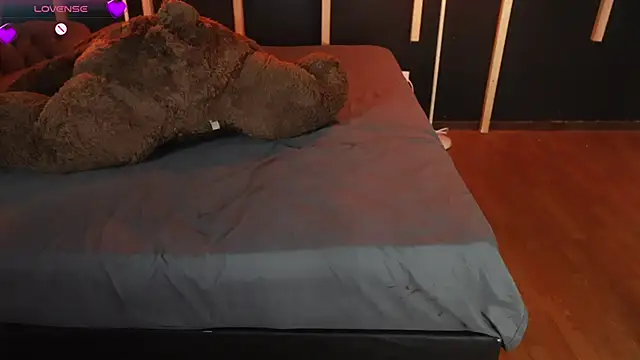 Snapshot of vampy_dolll chatting on 03-08-25, 06:16 vampy dolll online show from 03-08-25, 06:16