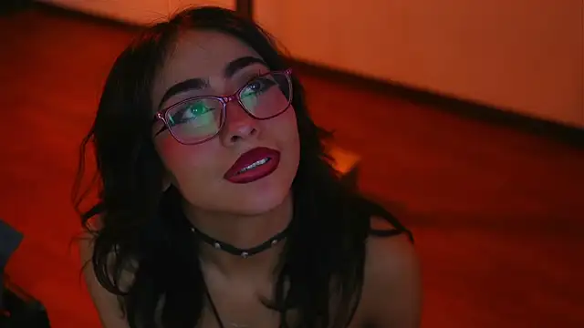 Snapshot of vampy_dolll chatting on 03-15-25, 11:50 vampy dolll online show from 03-15-25, 11:50