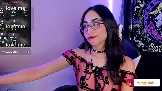 Snapshot of vampy_dolll chatting on 10-10-25, 07:29 vampy dolll online show from 10-10-25, 07:29